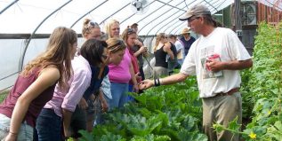 bfr beg women farmers 2 carousel
