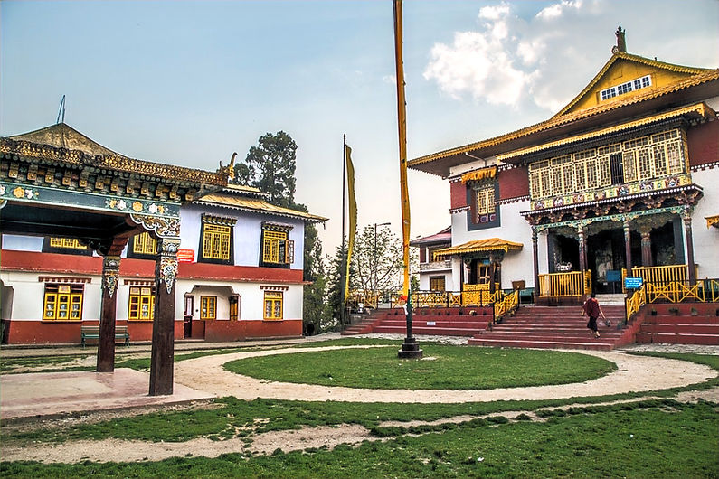 Pemayangtse-monastery_edited.jpg