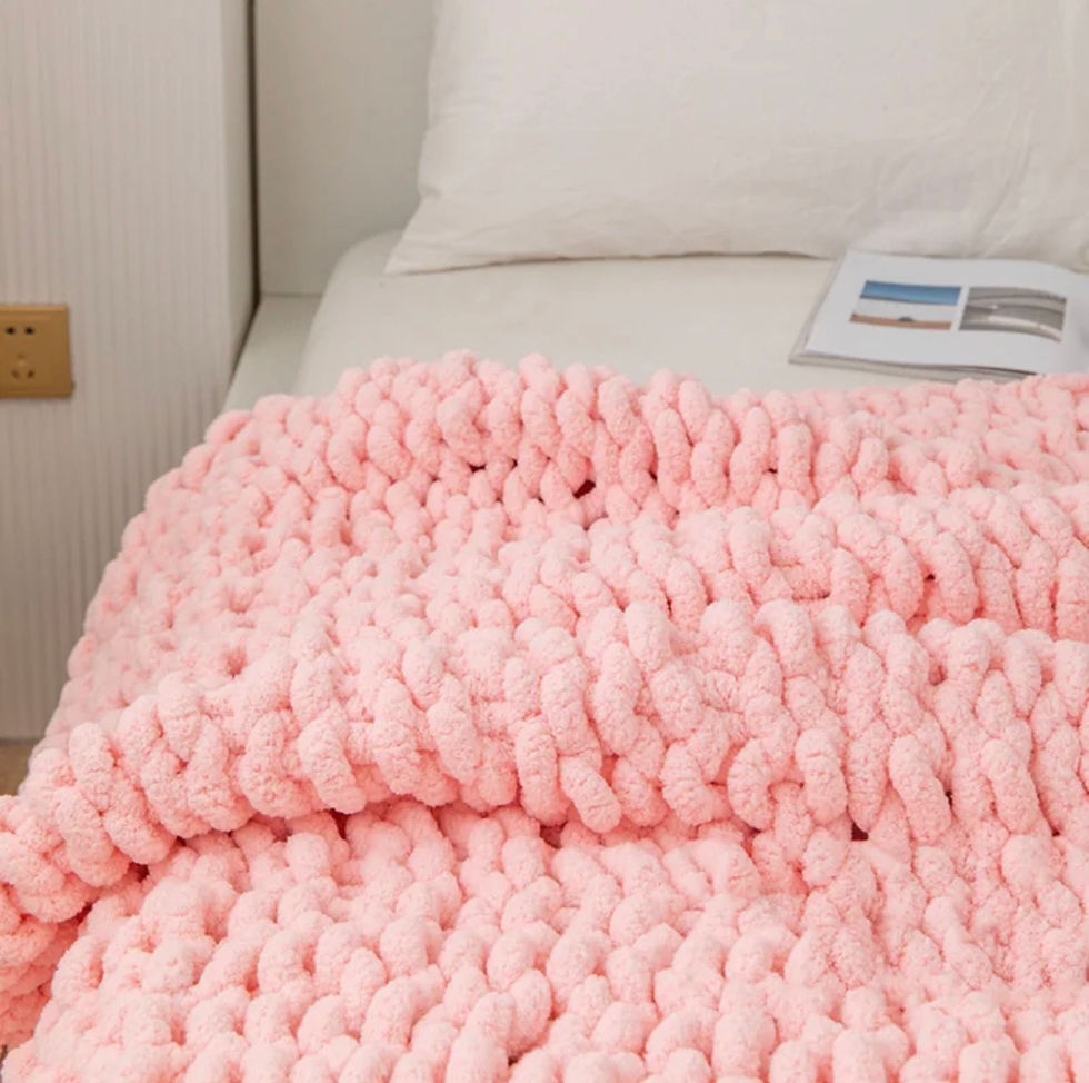 Thumbnail: Solid Tone chunky knit Blanket - Small