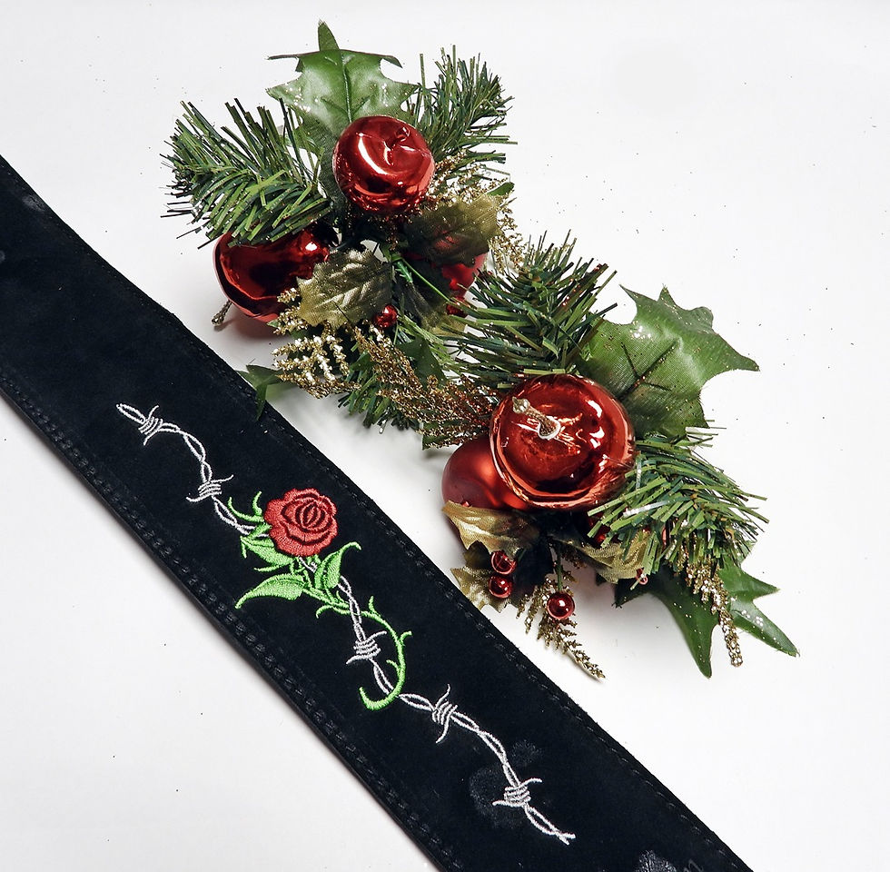 Thumbnail: FSSWIREROSE Rose Themed Strap