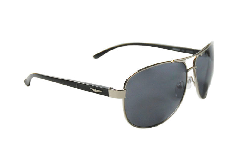Black lenses polarised sunglasses
