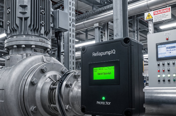 ReliapumpIQ lắp tại tủ điều khiển trạm bơm