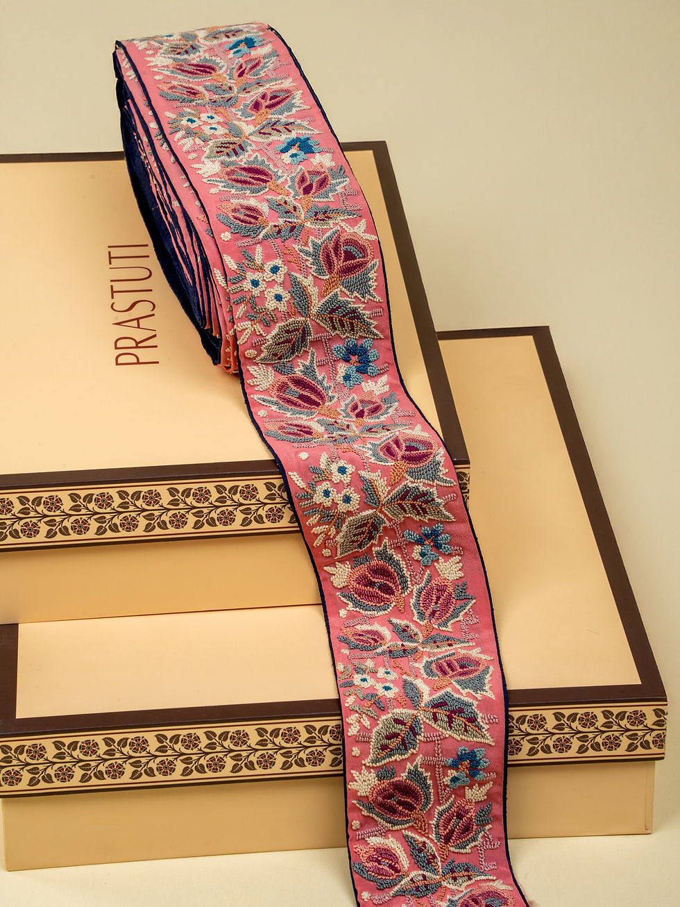 Thumbnail: Pink French Knot Border