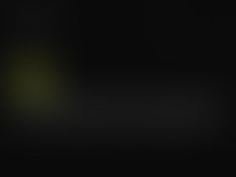 Green figure 7% on a black background, with the headline “of family businesses reach the fourth generation” and a subtitle on governance and succession, with the brand’s circular graphic.