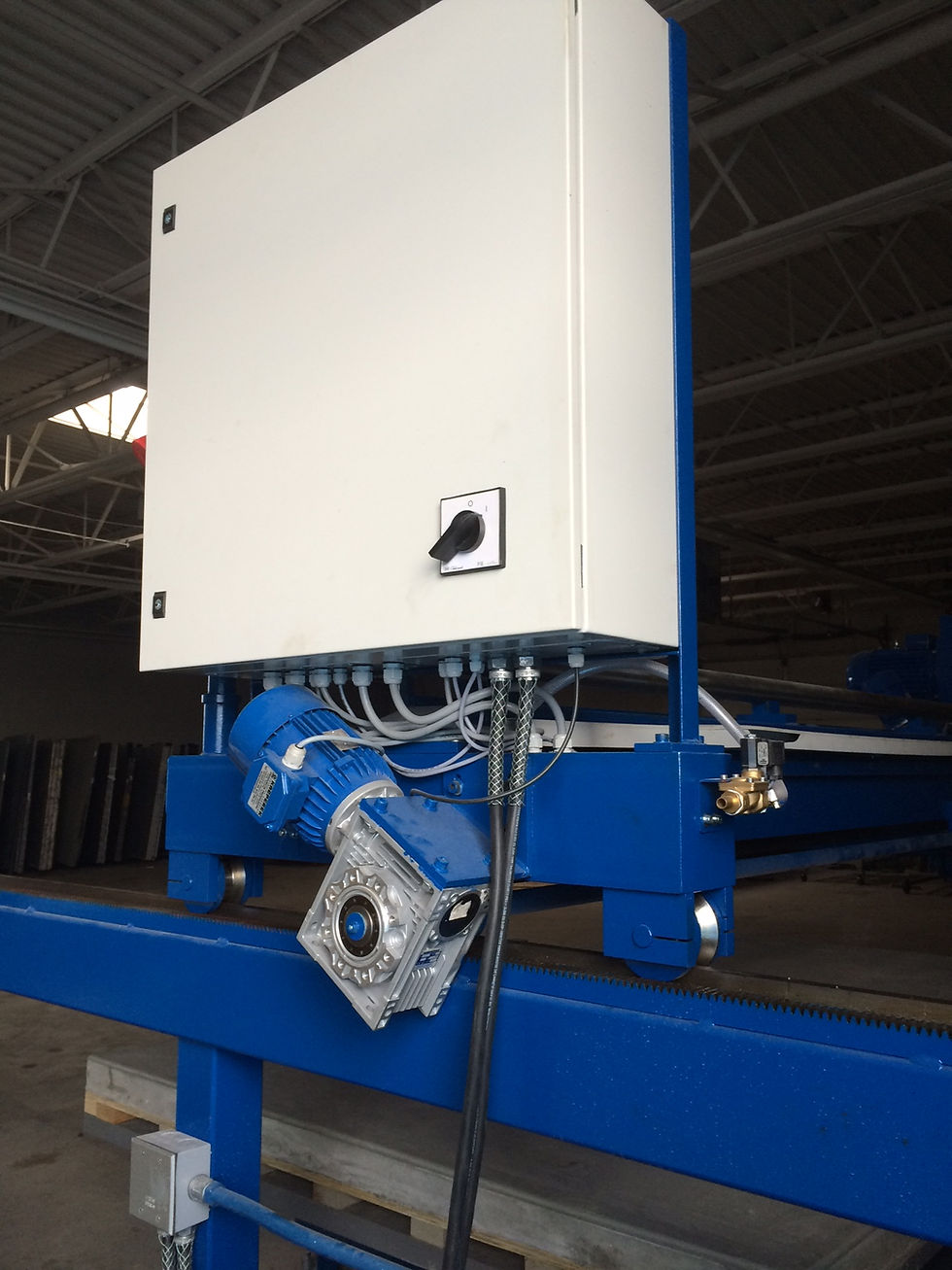 Thumbnail: Granite Saw