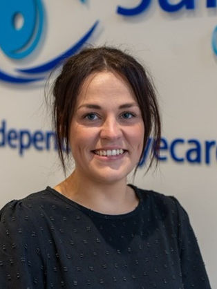 Chloe Cruickshank – Optical Assistant