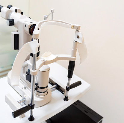 close up modern ophthalmological laser at mullens opticians in stockton heath