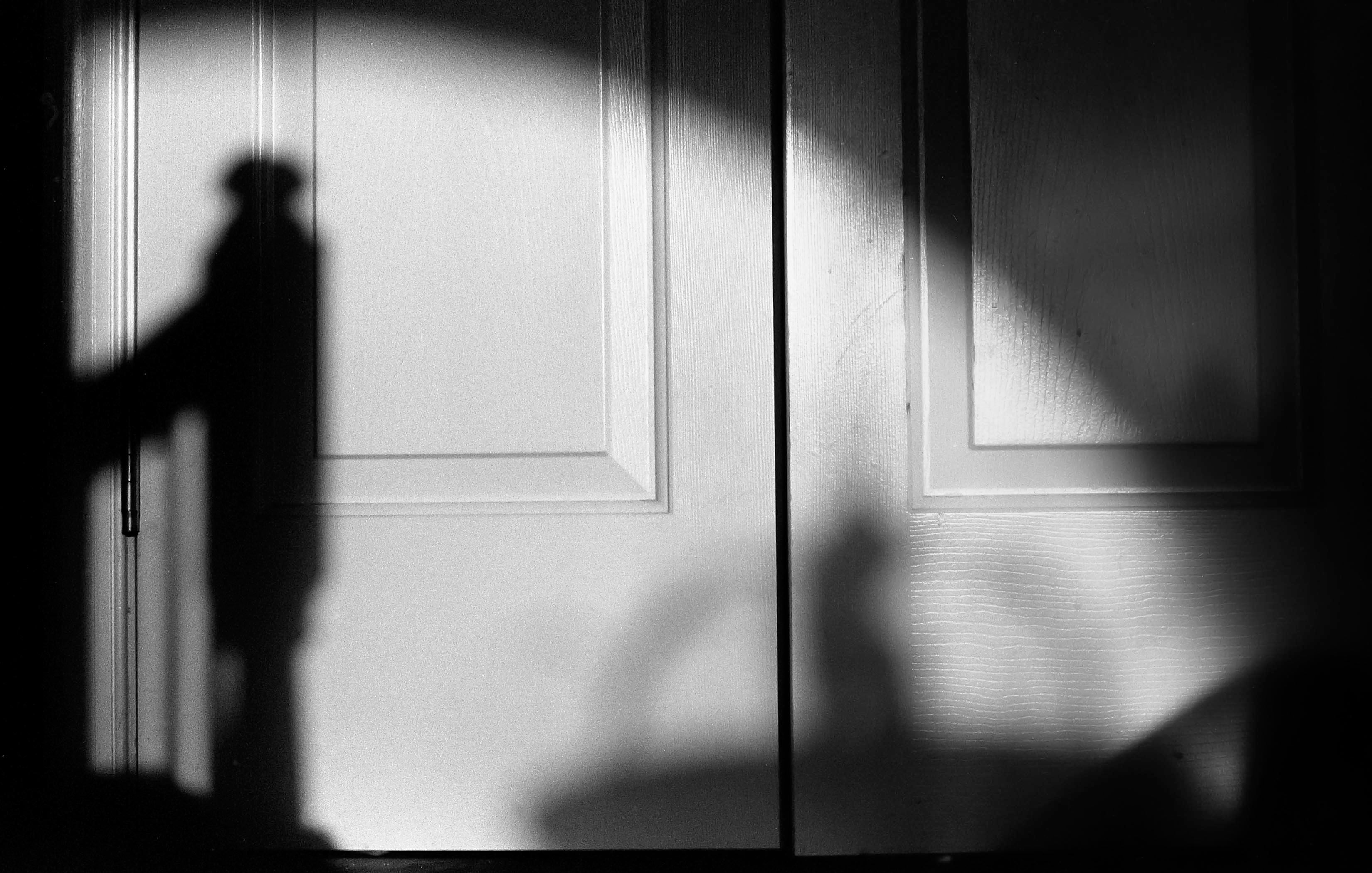 Light/Shadow//Linen Closet