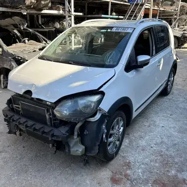180_volkswagen_up_cross_1_0_12v_tsi_turbo_2016_56626_2_5969