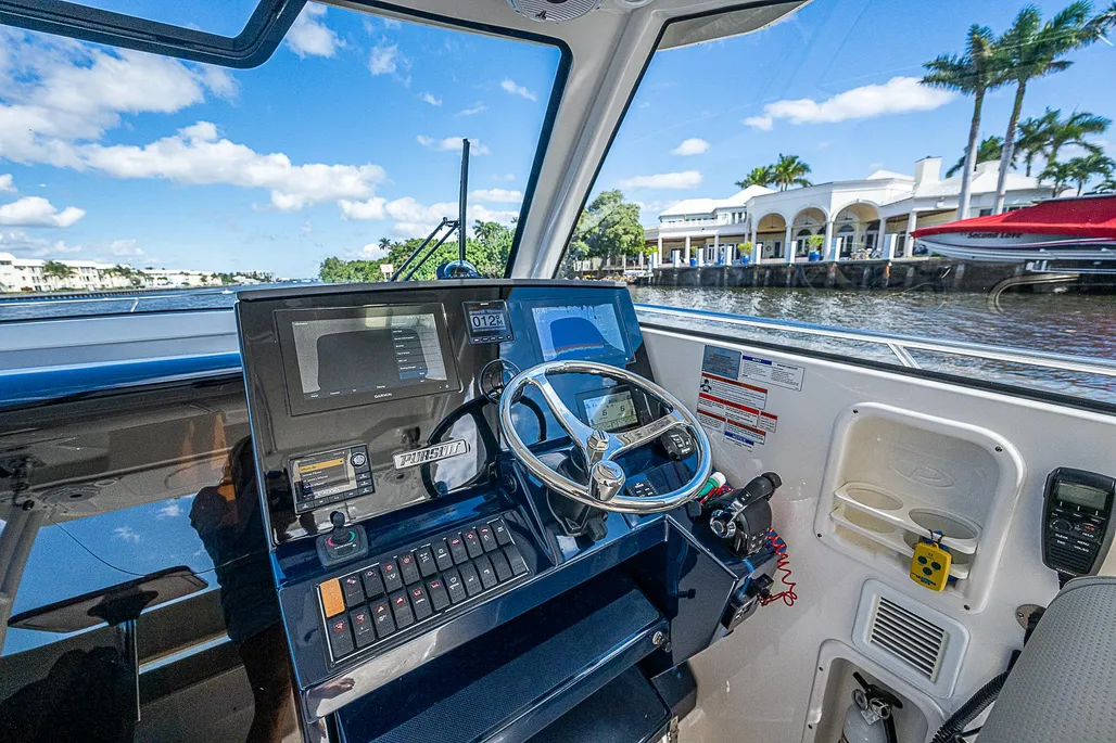 Pursuit OS 325
