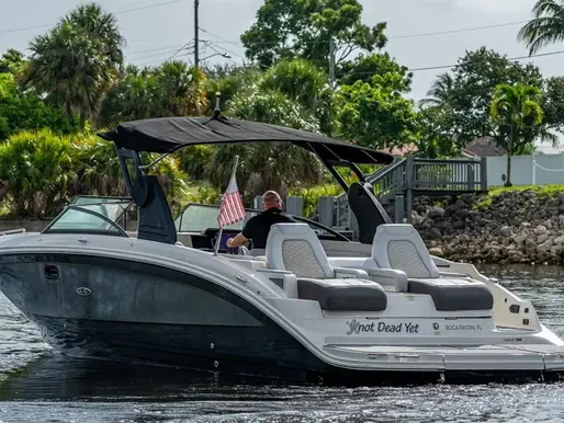 2022 Sea Ray SDX 290