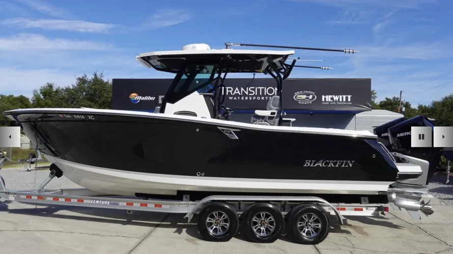 2021 Blackfin 272 CC