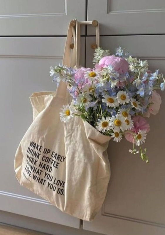 spring awakening: florescer na força do amor-próprio