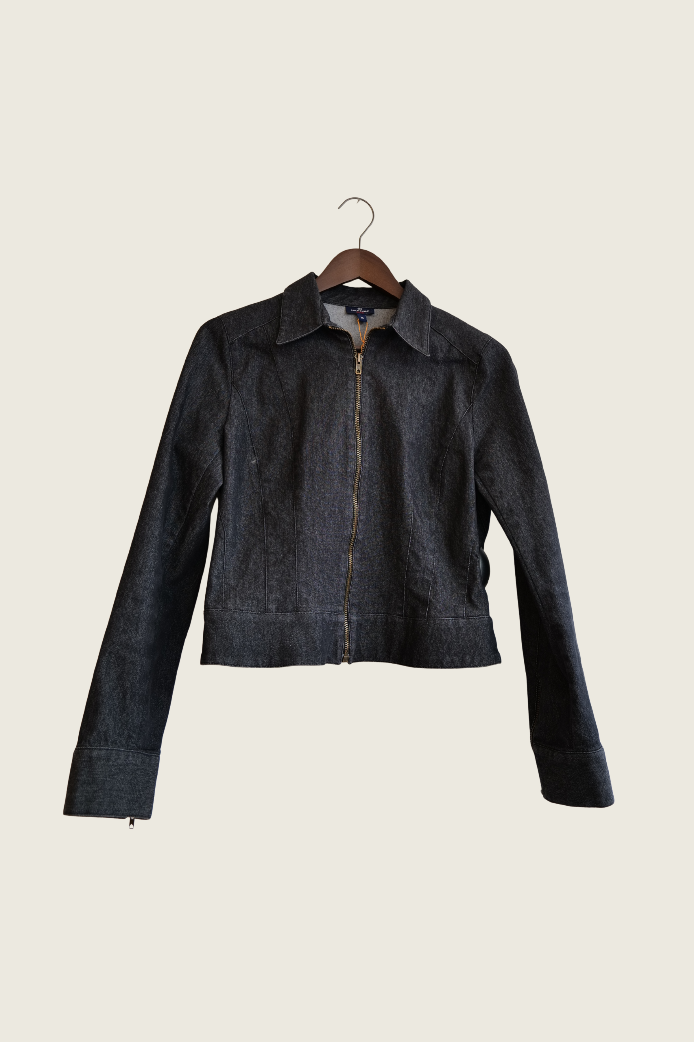VESTE EN JEAN MINIMALISTE