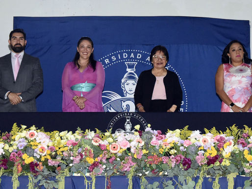 Lilia Cedillo encabeza graduación de más de 200 alumnos de la Preparatoria de Izúcar de Matamoros