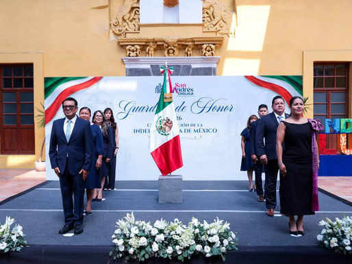 Encabeza la presidenta Lupita Cuautle Guardia de Honor por el Aniversario de la Independencia en San Andrés Cholula