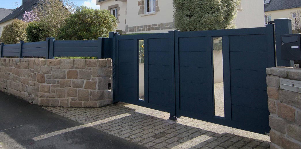 Portails Coulissant et Battant en Pvc, Alu, Clôture aluminium, pvc en Auvergne