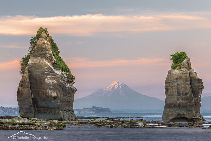 Tongaporutu, Beach, Three Sisters, Taranaki, Taranaki Maunga