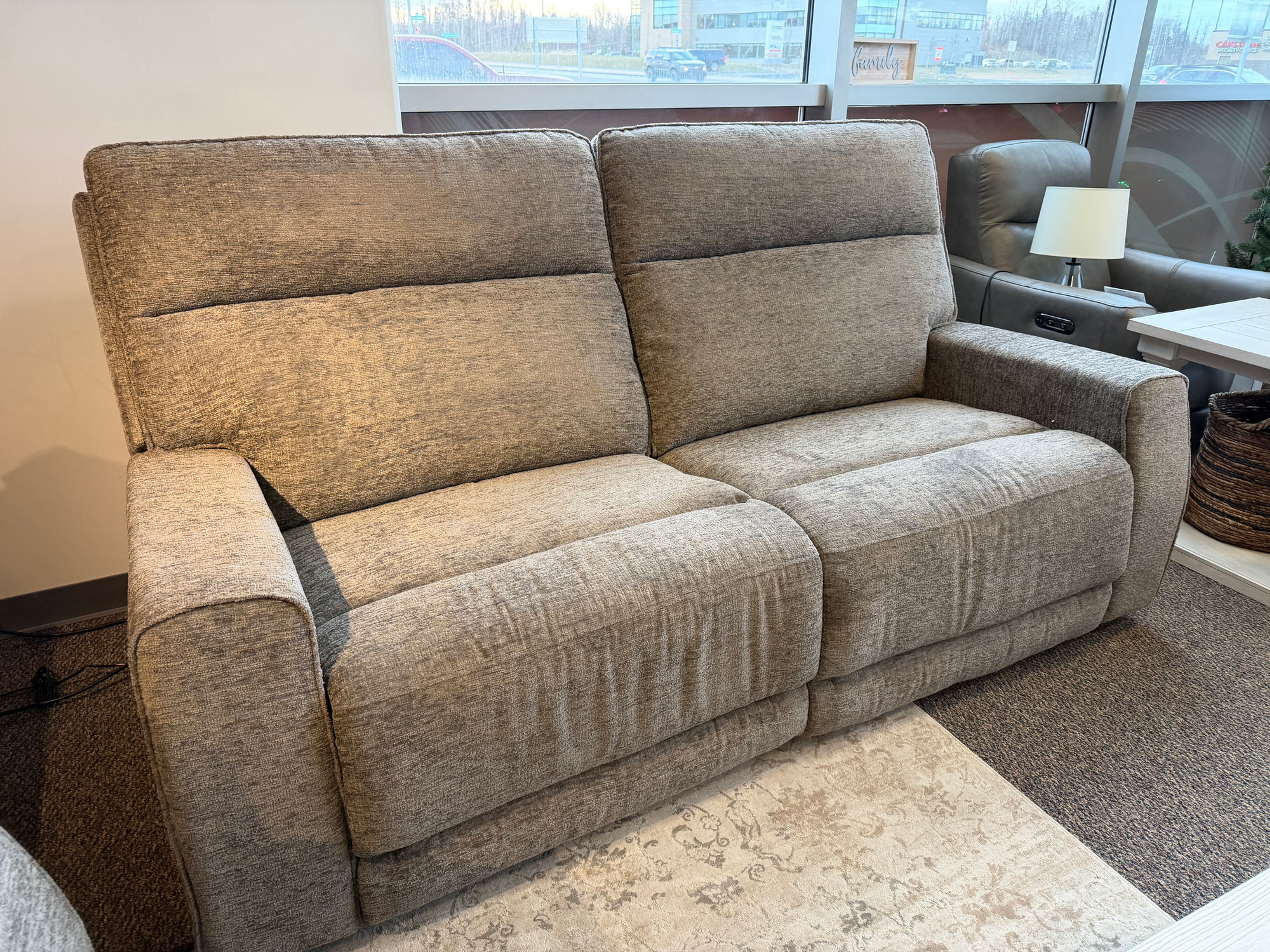 Hercules Sofa with Power Headrest OLYMPUS Collection