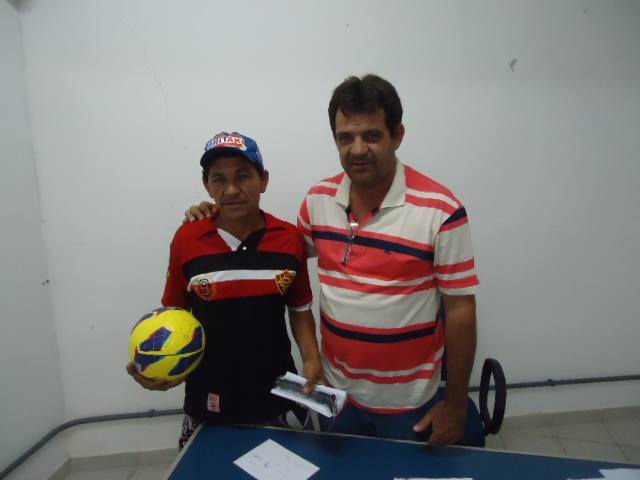 ENTREGA DE MATERIAIS ESPORTIVOS