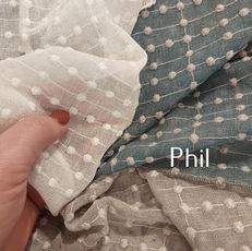 "Phil"
בד איטלקי רקום