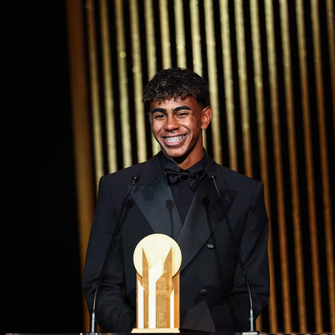 Lamine Yamal repite como ganador del Trofeo Kopa