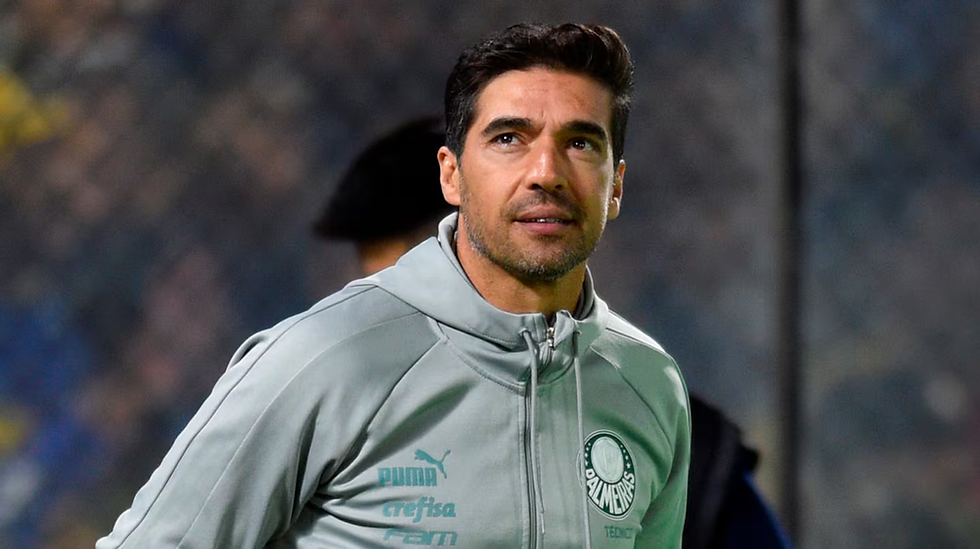 El club brasileño ya gastó más de €90M este año en fichajes, con las llegadas de nombres como Vitor Roque, Facu Torres, Paulinho y Ramón Sosa.