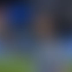Carrasco, seguido por varios equipos.