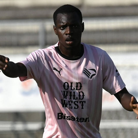 El Sevilla pone el ojo en Claudio Gomes