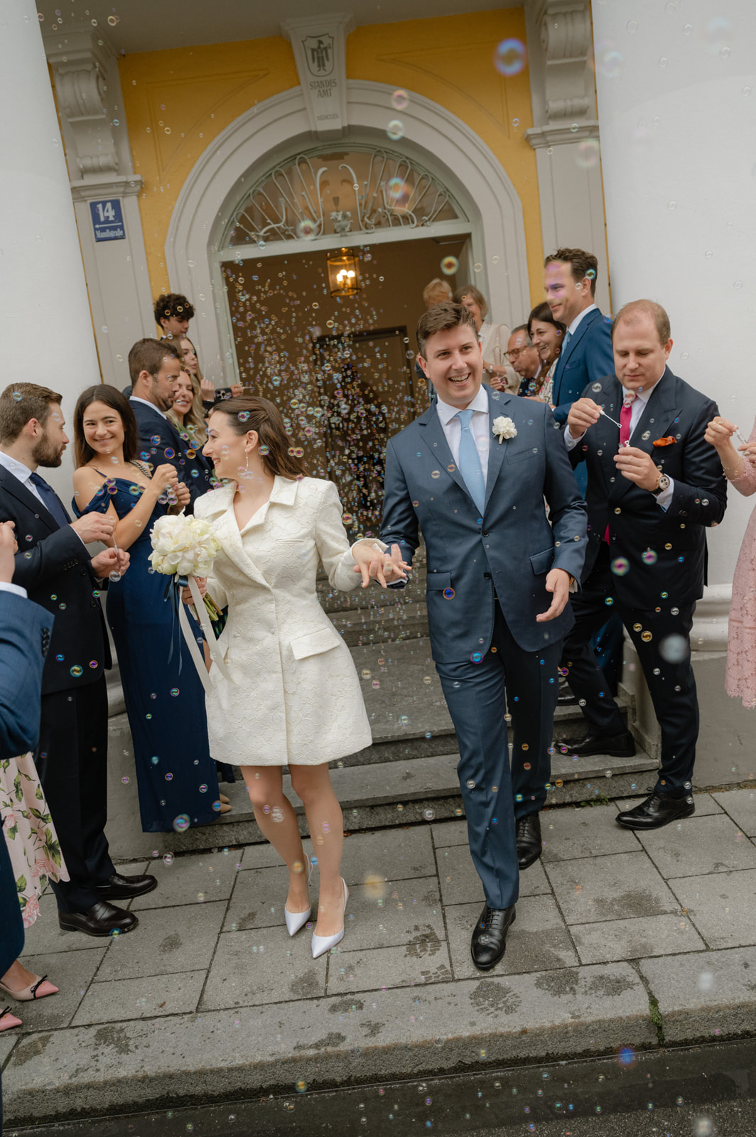hochzeit-standesamt-mandlstraße-englischer-garten