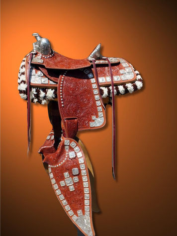 Custom Saddle 7.jpeg
