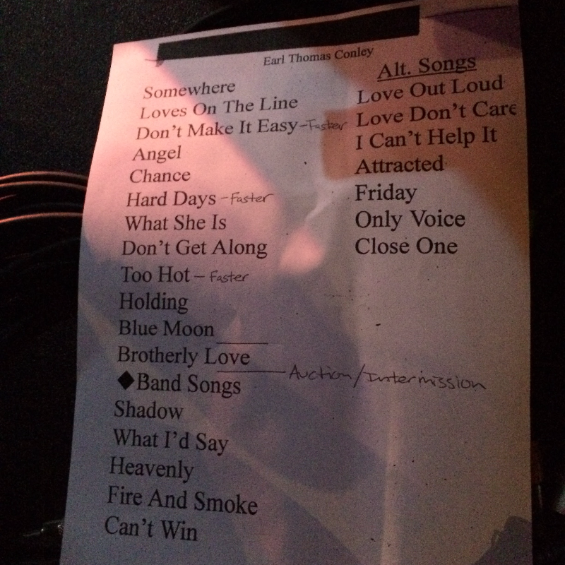 The set list for Saturday night