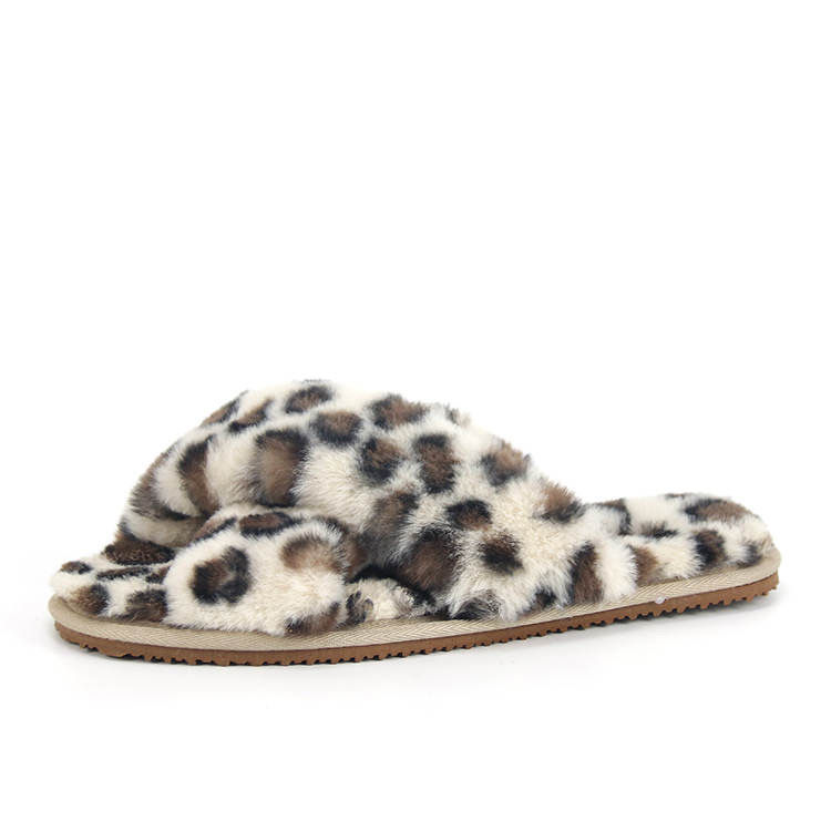 Thumbnail: Snow Leopard Print Fur Slipper
