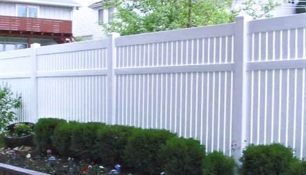 Semi Private PVC Vinyl Fence Completed in Debary