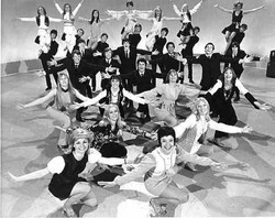 EF1905-dancer.JPG.gallery