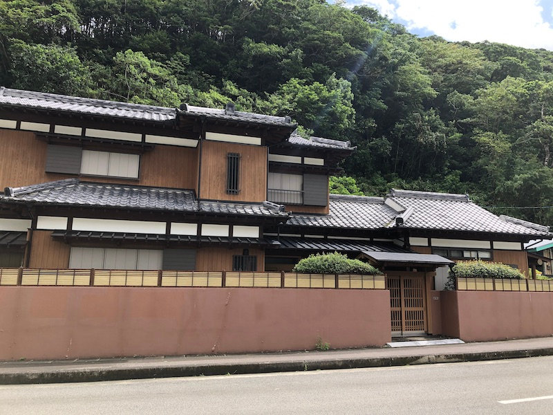 春日町の日本家屋 奄美の不動産なら 株式会社 奄美ホーム 奄美大島の売地 売家 賃貸物件等をご紹介