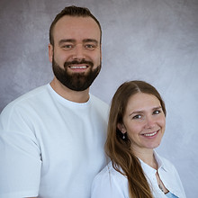 Familycommunity Leitung Andy-Jenny.jpg