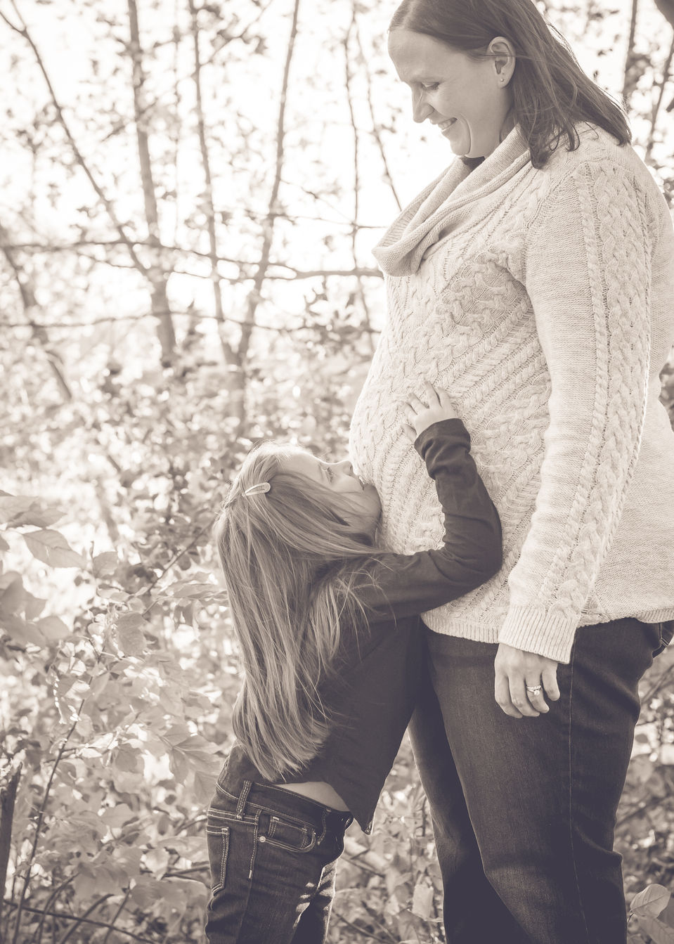 twin cities maternity photographer, minneapolis maternity photography, maternity photographer near me, professional maternity photos, pregnancy photoshoot