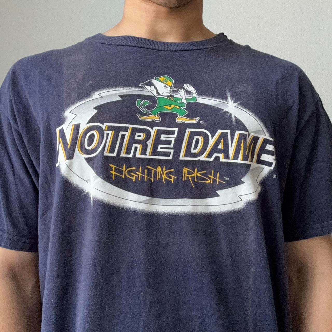Vintage 2000s Notre Dame Fighting Irish Football Graphics Tee Shirt