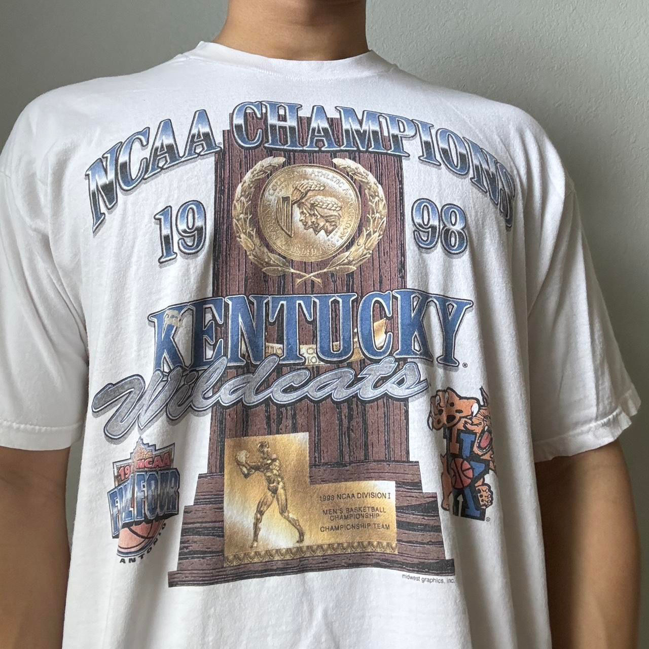 Vintage 1998 University of Kentucky Graphics White Tee Shirt
