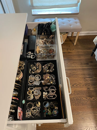 Organized Jewelry Drawer