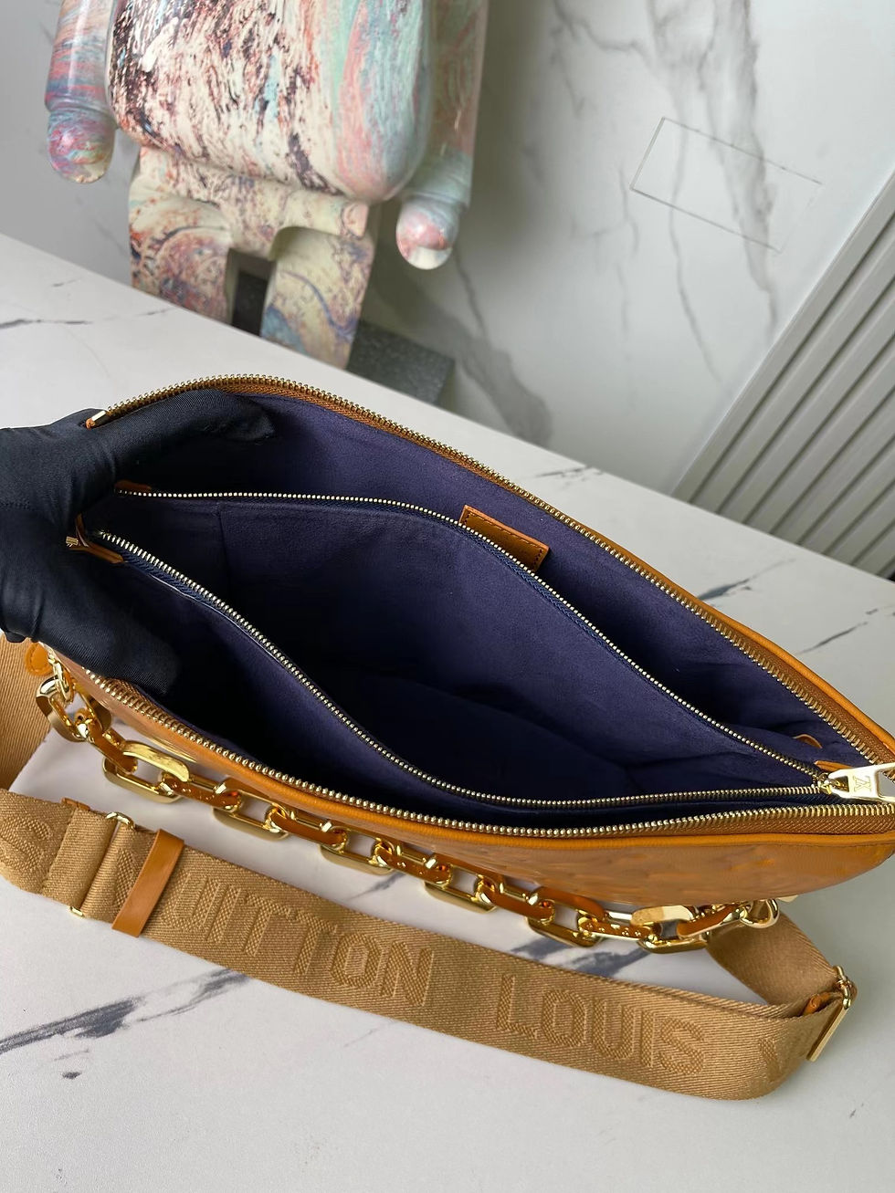 Thumbnail: Designer 3 Pouch Purse