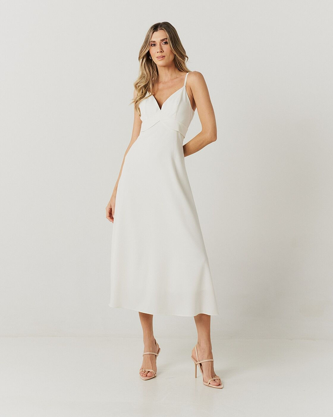 Vestido midi em crepe