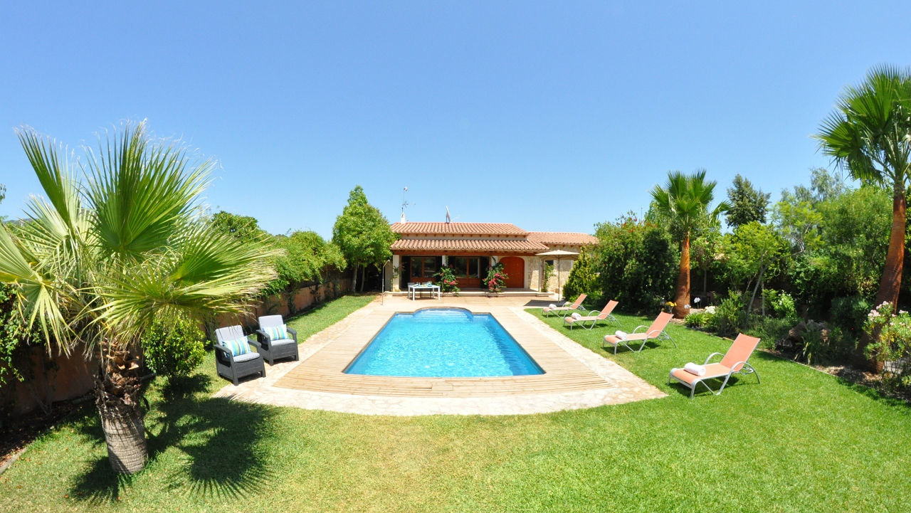 Villa Vista Verde mit Pool und Garten