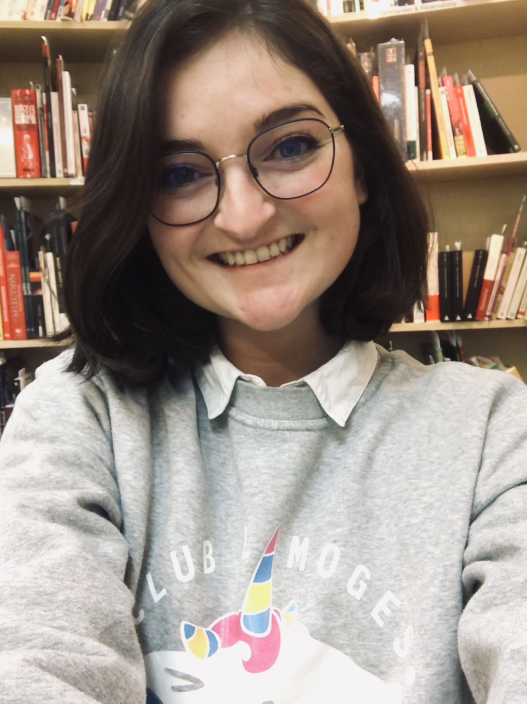Rachel L., Libraire Kube
