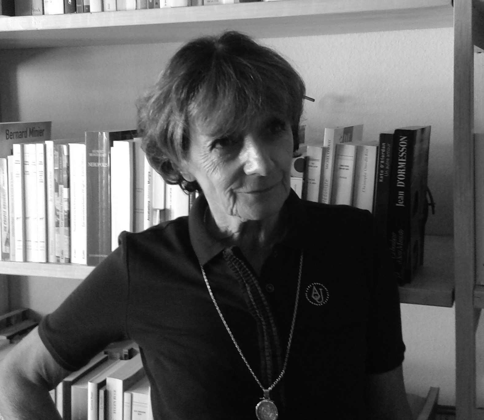 Yolande, Libraire Kube