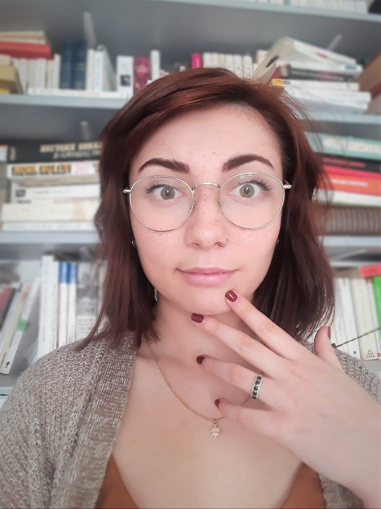Victoire-Scarlett, Libraire Kube