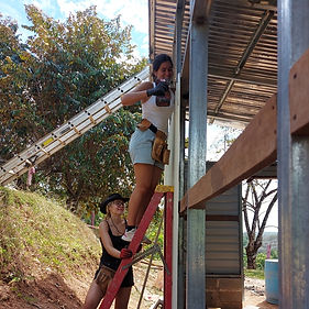 Voluntariado_Internacional_VidaEdu_Costa_Rica_Esparza_Construccion.jpg