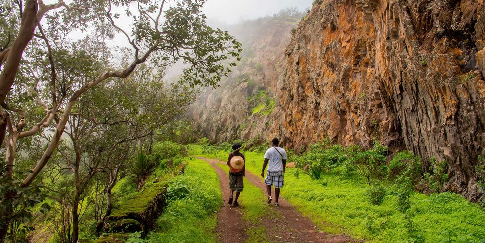 voluntariado-internacional-cabo-verde-trekking