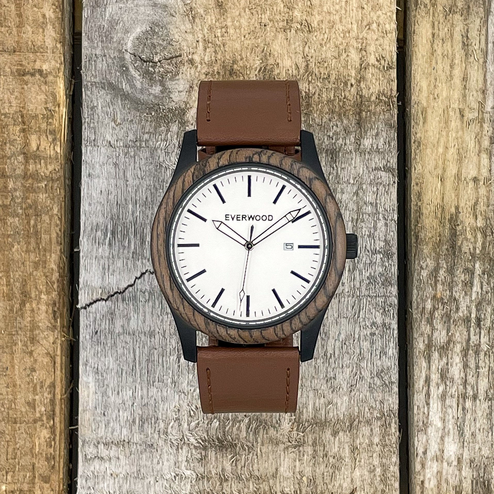 Inverness - Walnut & Brown Leather